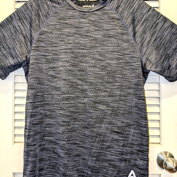 Reebok Space Dye T Shirt Mens Medium Black Gray Short Sleeve Activewear Workout - Picture 7 of 10